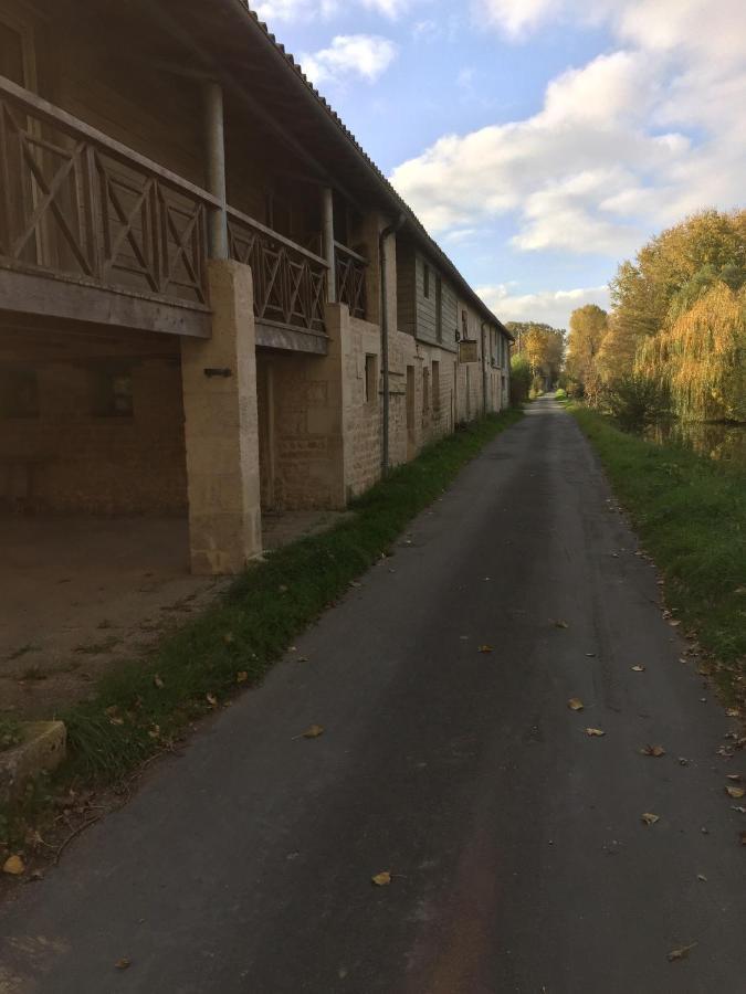 Relais De La Venise Verte Coulon Eksteriør billede