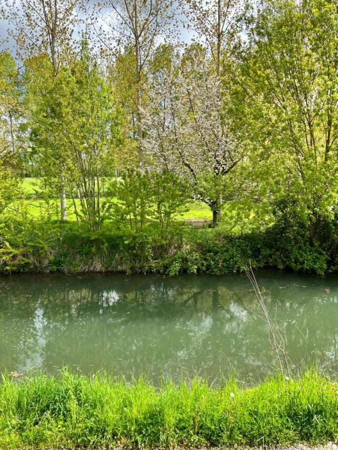 Relais De La Venise Verte Coulon Eksteriør billede